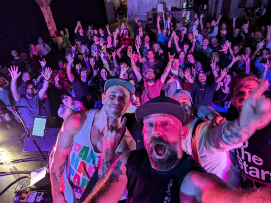 HOUSE PARTY